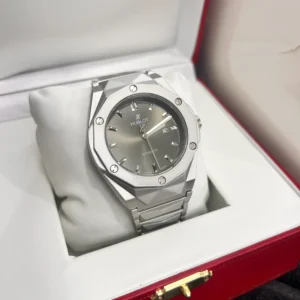 Hublot Cut